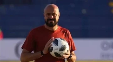 مصدر يحسم جدل رحيل رضا شحاتة عن تدريب كهرباء الإسماعيلية